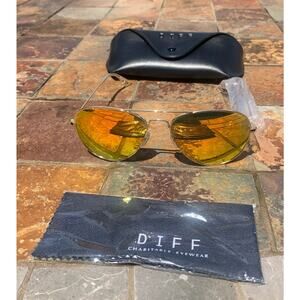 Diff  Sunset Mirror Polarized Sunglasses Unisex NEW - box & cleaning cloth